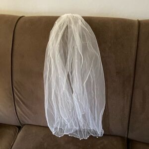 Elegant White Bridal Veil